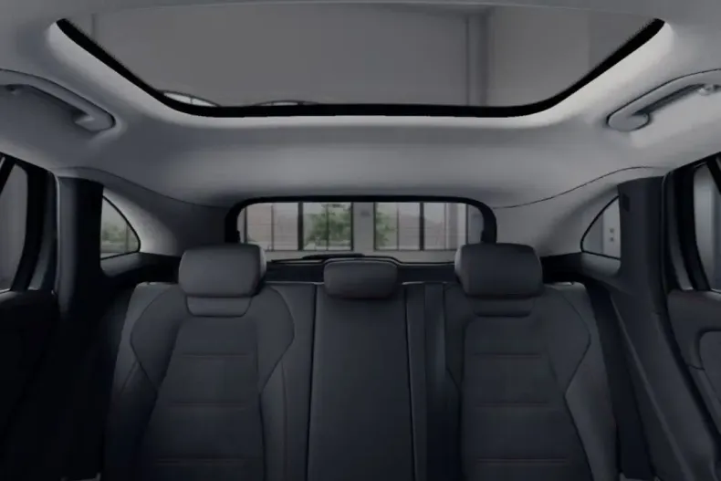 Mercedes-Benz GLA 200 (Clasa GLA) din 2023 cu 3.216 km - oferta MER199511 - foto 15