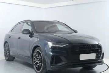 Audi Q8 din 2023 - oferta AUD199515