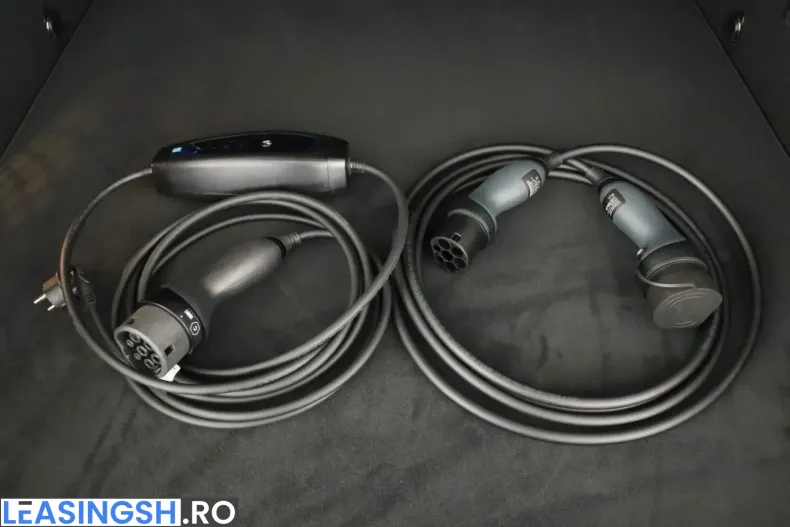 Mercedes-Benz GLC 300 (Clasa GLC) din 2025 cu 13.964 km - oferta MER199518 - foto 15