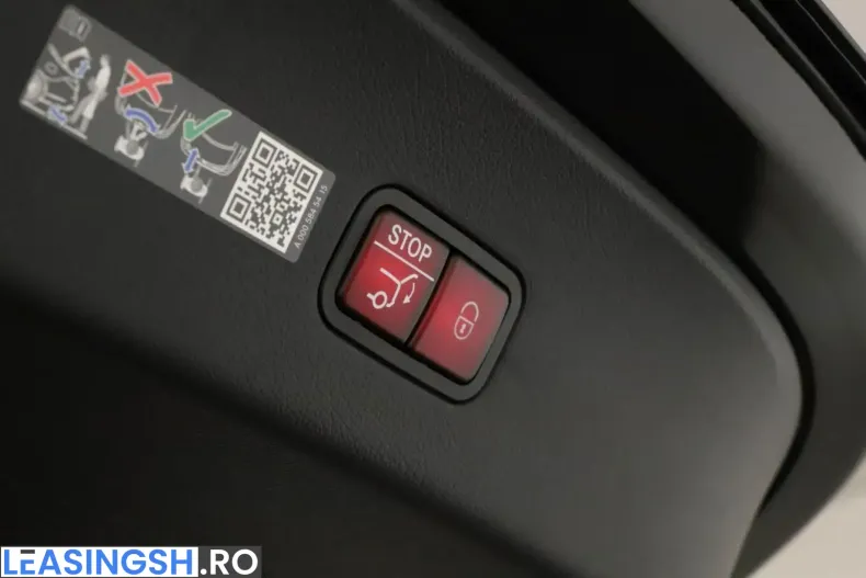 Mercedes-Benz GLC 300 (Clasa GLC) din 2025 cu 13.964 km - oferta MER199518 - foto 16