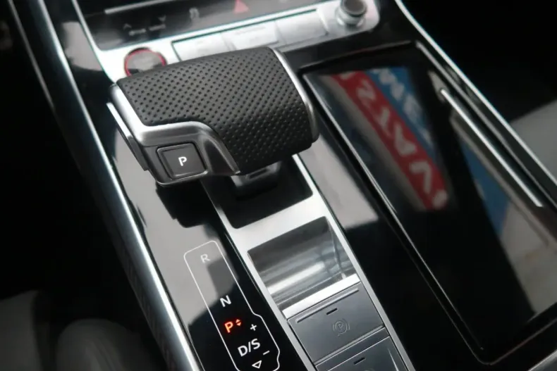 Audi SQ7 din 2024 cu 6.193 km - oferta AUD199520 - foto 13