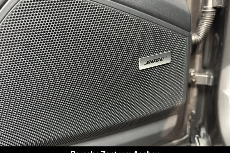 Porsche Cayenne din 2024 cu 22.474 km - oferta POR199521 - foto 26