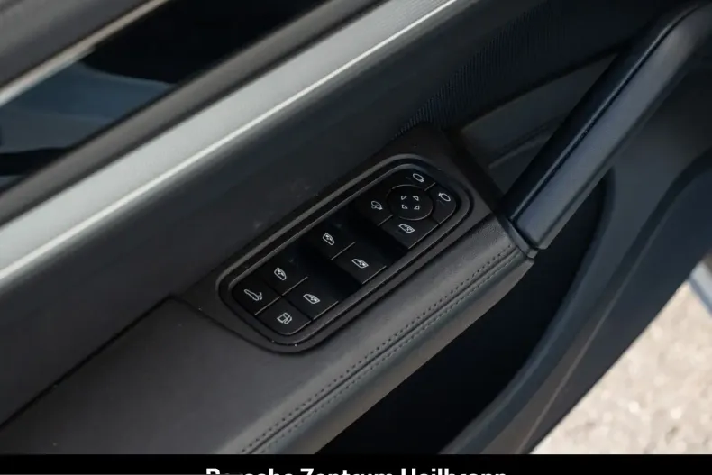 Porsche Cayenne din 2024 cu 20.850 km - oferta POR199524 - foto 16