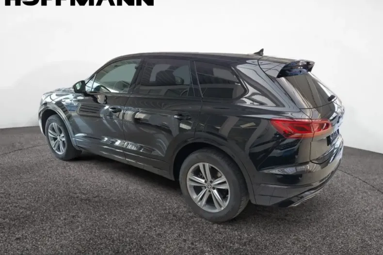 Volkswagen Touareg din 2022 cu 22.697 km - oferta VOL199527 - foto 3