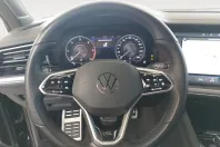 Volkswagen Touareg din 2022 cu 22.697 km - oferta VOL199527 - foto 12
