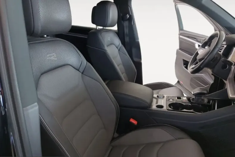 Volkswagen Touareg din 2022 cu 22.697 km - oferta VOL199527 - foto 15