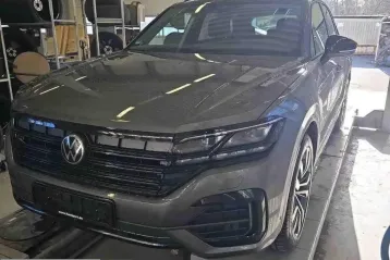 Volkswagen Touareg din 2023 - oferta VOL199530