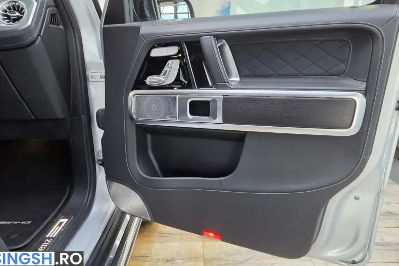 Mercedes-Benz G 500 (Clasa G) din 2023 cu 20.700 km - oferta MER199531 - foto 35