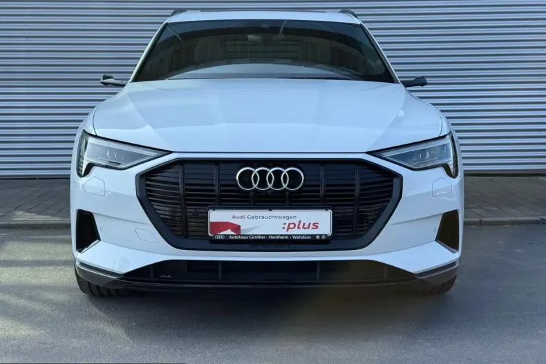 Audi e-tron din 2022 cu 38.150 km - oferta AUD199532 - foto 2