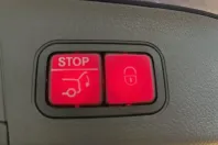 Mercedes-Benz GLA 200 (Clasa GLA) din 2025 cu 15.355 km - oferta MER199538 - foto 7