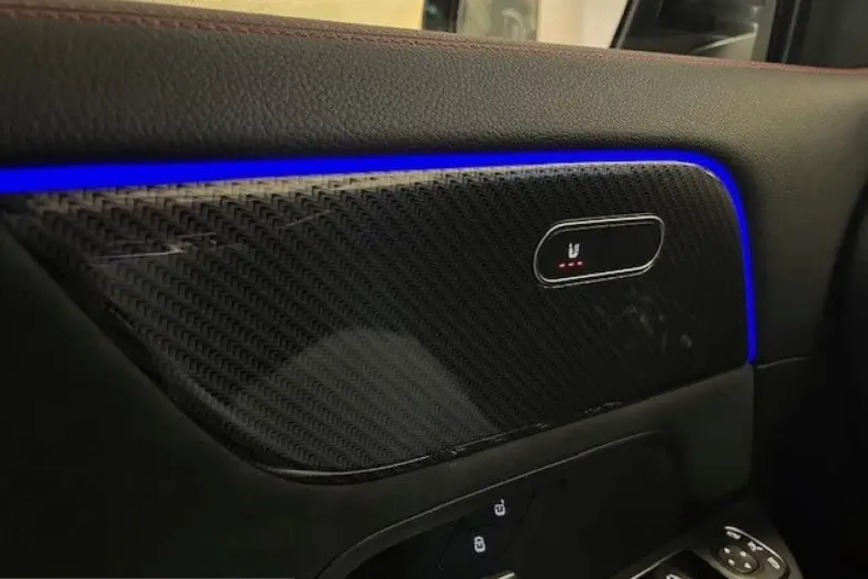 Mercedes-Benz GLA 200 (Clasa GLA) din 2025 cu 15.355 km - oferta MER199538 - foto 10