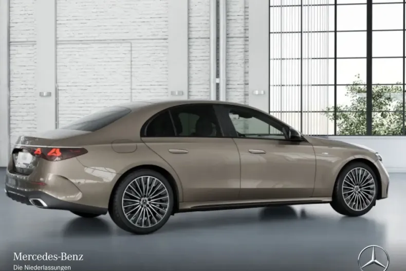 Mercedes-Benz E 300 (Clasa E) din 2025 cu 8.180 km - oferta MER199549 - foto 15