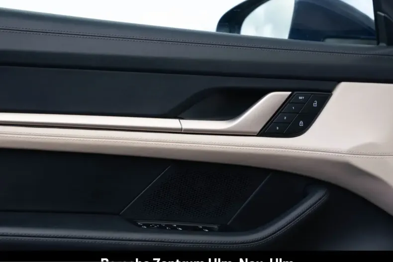 Porsche Taycan din 2022 cu 29.900 km - oferta POR199550 - foto 21