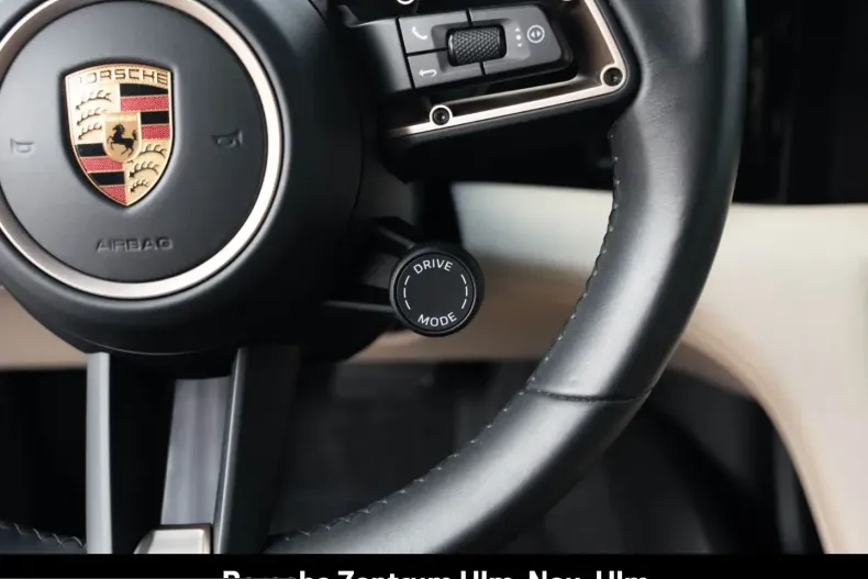 Porsche Taycan din 2022 cu 29.900 km - oferta POR199550 - foto 26