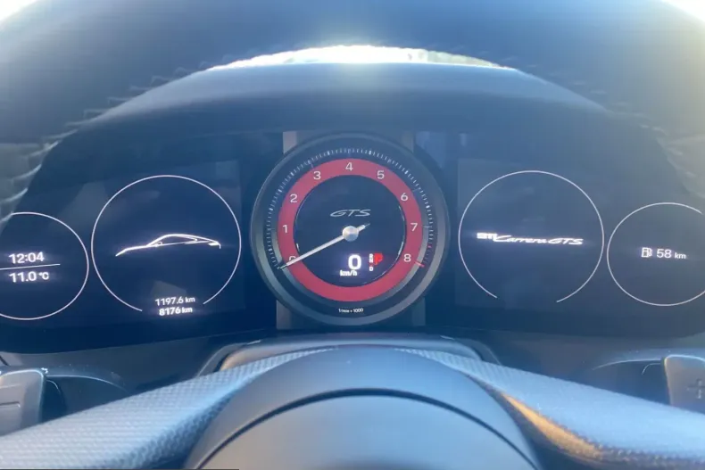 Porsche 992 din 2024 cu 8.176 km - oferta POR199553 - foto 9