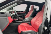 Porsche Cayenne din 2023 cu 40.000 km - oferta POR199559 - foto 1