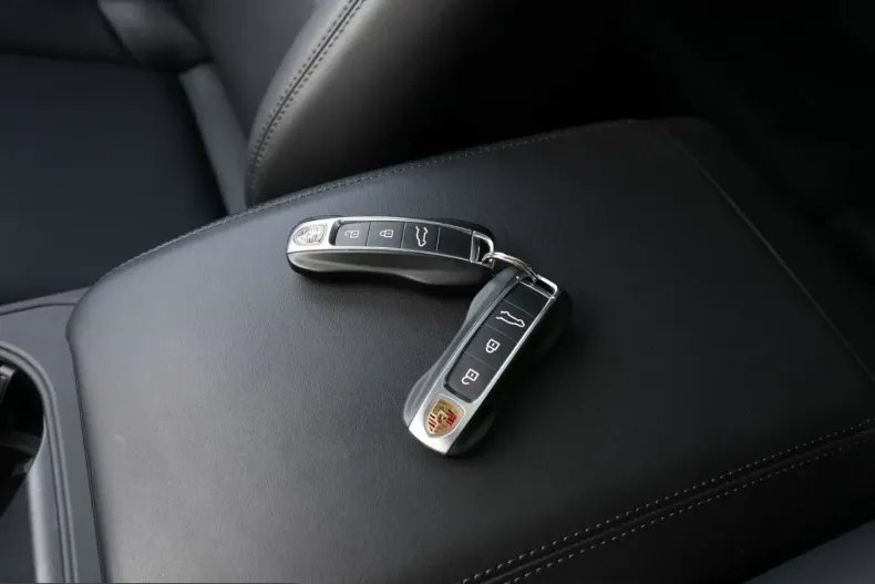 Porsche Cayenne din 2024 cu 23.000 km - oferta POR199560 - foto 29