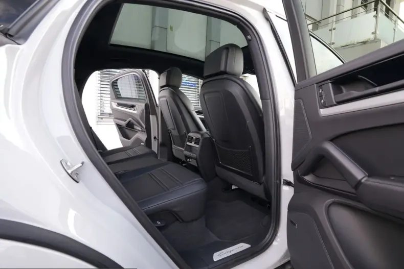 Porsche Cayenne din 2024 cu 23.000 km - oferta POR199560 - foto 34