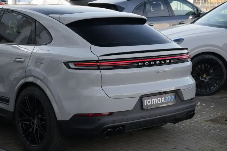 Porsche Cayenne din 2024 cu 23.000 km - oferta POR199560 - foto 38