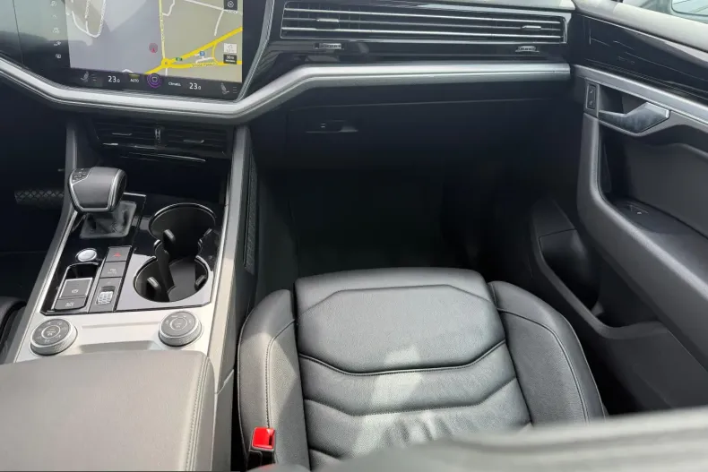 Volkswagen Touareg din 2023 cu 65.580 km - oferta VOL199562 - foto 15