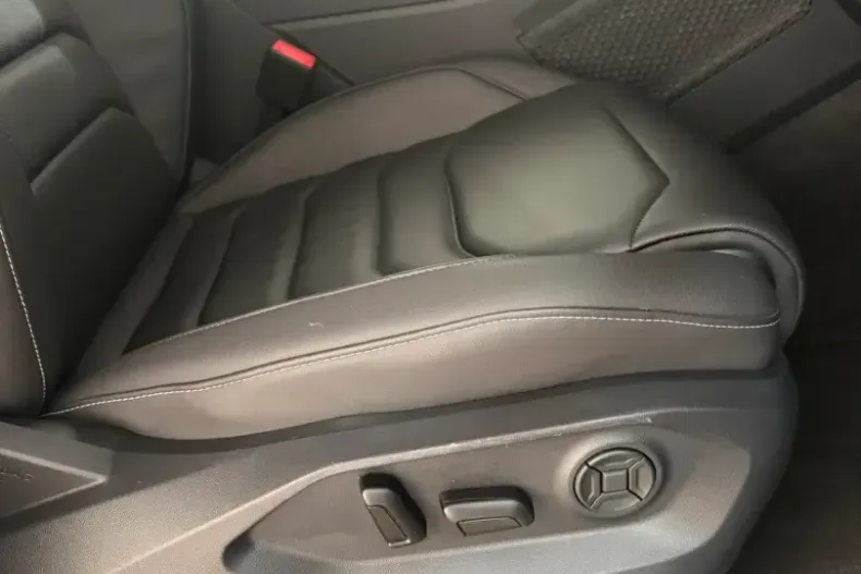 Volkswagen Touareg din 2023 cu 65.580 km - oferta VOL199562 - foto 21