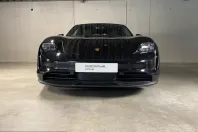 Porsche Taycan din 2023 cu 24.200 km - oferta POR199563 - foto 5