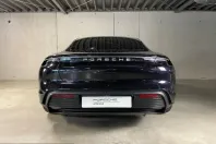 Porsche Taycan din 2023 cu 24.200 km - oferta POR199563 - foto 6