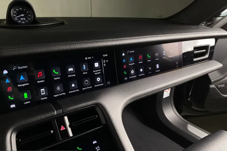 Porsche Taycan din 2023 cu 24.200 km - oferta POR199563 - foto 13