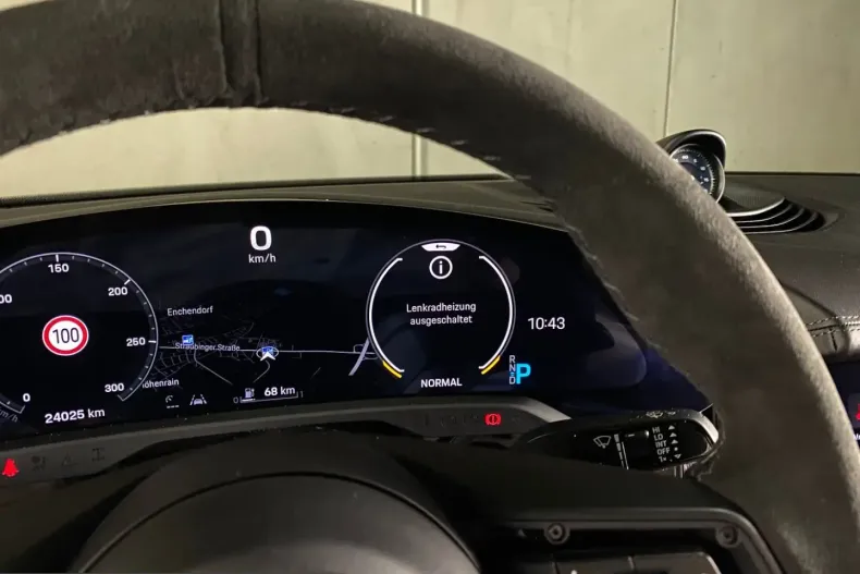 Porsche Taycan din 2023 cu 24.200 km - oferta POR199563 - foto 18