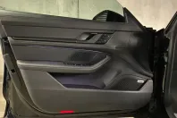 Porsche Taycan din 2023 cu 24.200 km - oferta POR199563 - foto 24