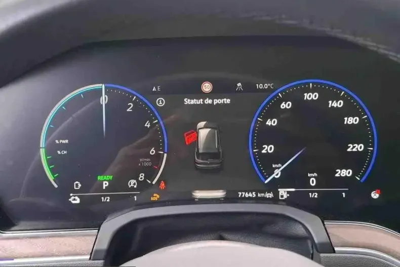 Volkswagen Touareg din 2024 cu 77.645 km - oferta VOL199565 - foto 6