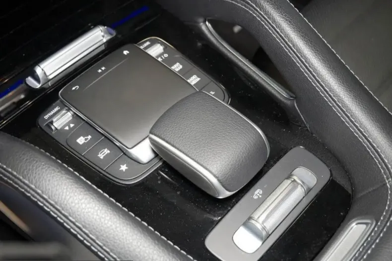 Mercedes-Benz GLS 350 (Clasa GLS) din 2023 cu 32.520 km - oferta MER199568 - foto 18