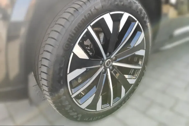 Volvo XC90 din 2025 cu 24.400 km - oferta VOL199571 - foto 10