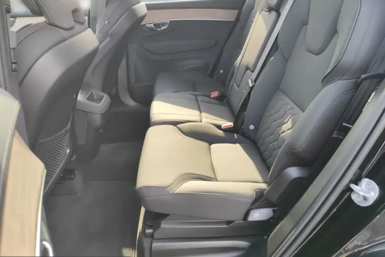 Volvo XC90 din 2025 cu 24.400 km - oferta VOL199571 - foto 20