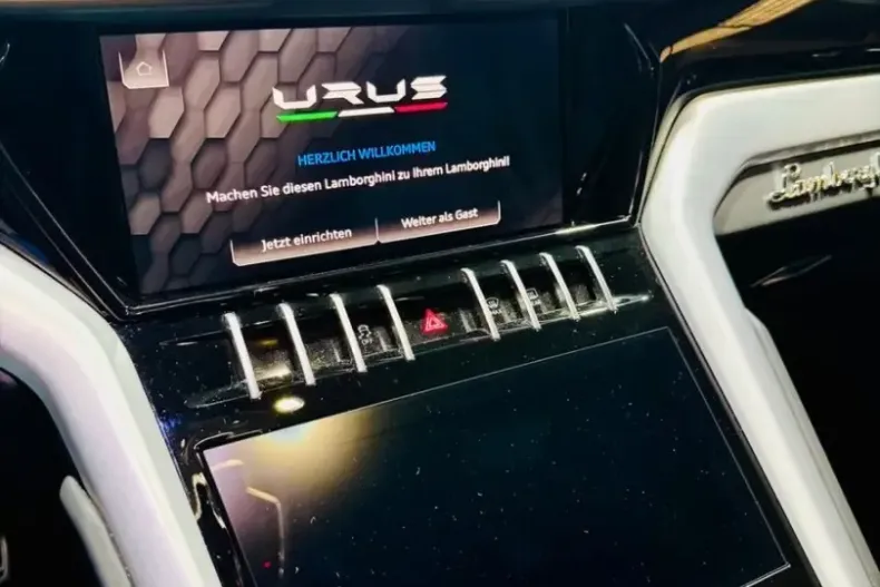 Lamborghini Urus din 2023 cu 9.812 km - oferta LAM199583 - foto 15