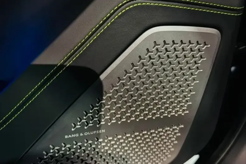 Lamborghini Urus din 2023 cu 9.812 km - oferta LAM199583 - foto 16