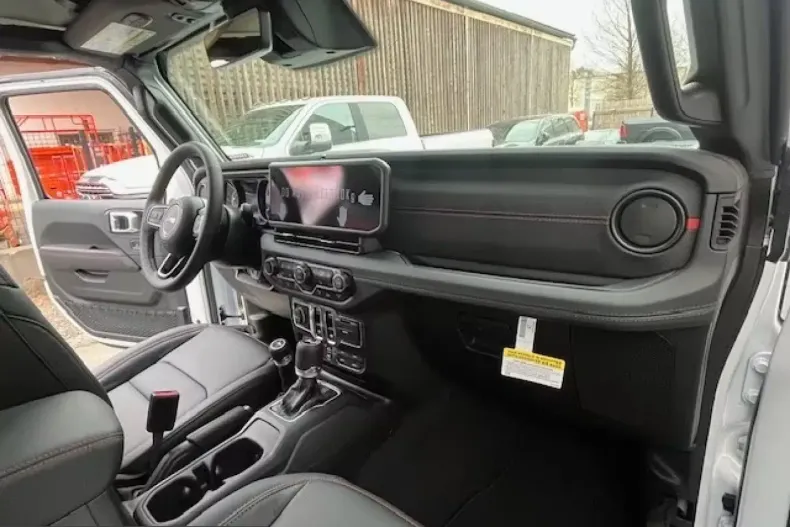 Jeep Wrangler din 2026 cu 10 km - oferta JEE199585 - foto 12