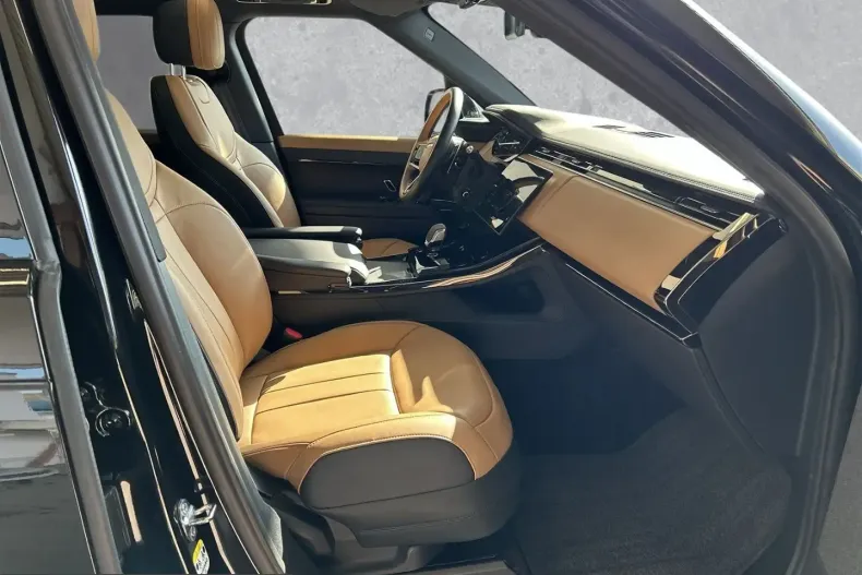 Land Rover Range Rover Sport din 2024 cu 42.000 km - oferta LAN199587 - foto 3