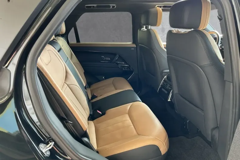 Land Rover Range Rover Sport din 2024 cu 42.000 km - oferta LAN199587 - foto 5