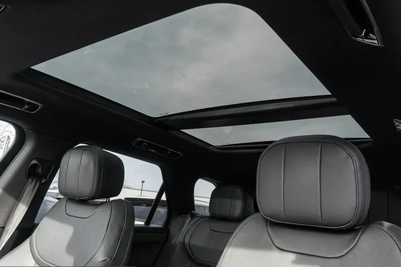 Land Rover Range Rover Sport din 2023 cu 66.710 km - oferta LAN199588 - foto 8