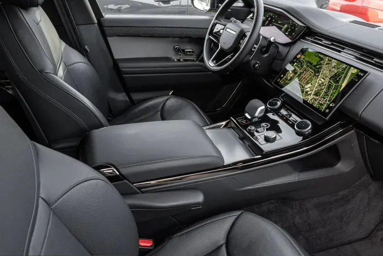 Land Rover Range Rover Sport din 2023 cu 66.710 km - oferta LAN199588 - foto 9