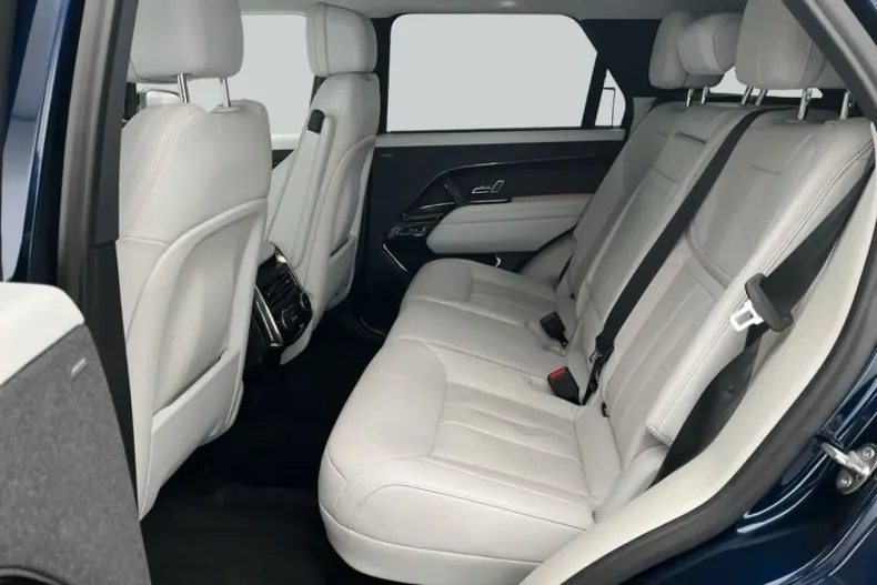 Land Rover Range Rover Sport din 2023 cu 53.207 km - oferta LAN199589 - foto 5