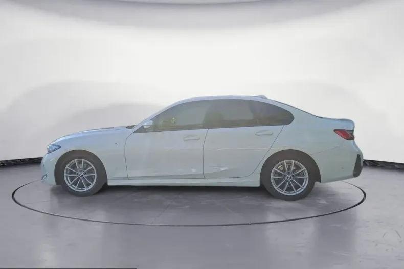 BMW 320 (Seria 3) din 2025 cu 27.342 km - oferta BMW199590 - foto 4