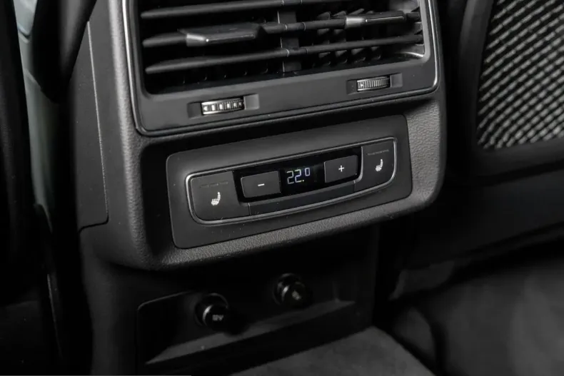 Audi Q8 din 2022 cu 93.570 km - oferta AUD199592 - foto 8