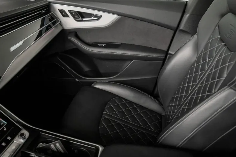 Audi Q8 din 2022 cu 93.570 km - oferta AUD199592 - foto 19