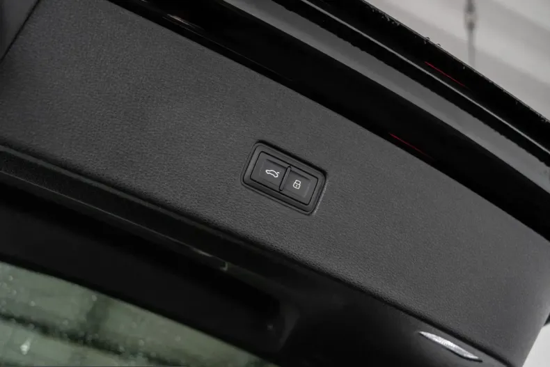 Audi Q8 din 2022 cu 93.570 km - oferta AUD199592 - foto 27