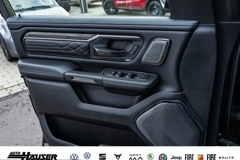 Dodge RAM din 2025 cu 100 km - oferta DOD199594 - foto 8