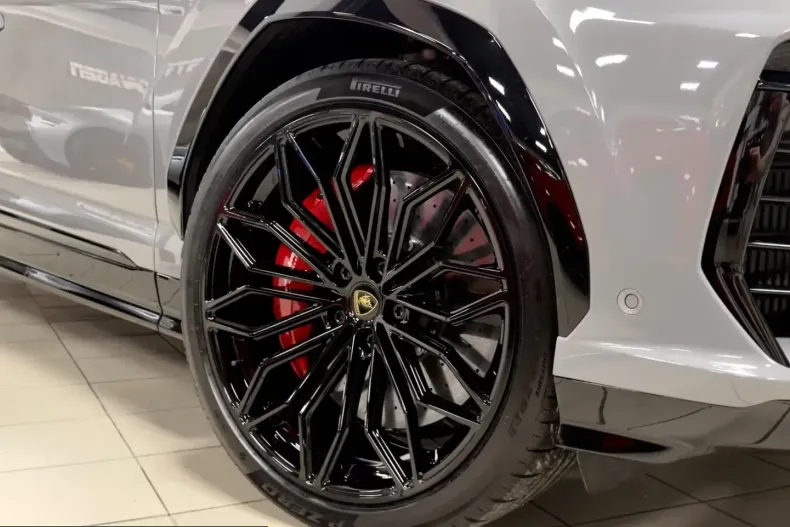 Lamborghini Urus din 2026 cu 50 km - oferta LAM199598 - foto 4