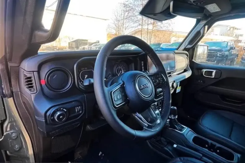 Jeep Wrangler din 2026 cu 10 km - oferta JEE199600 - foto 8