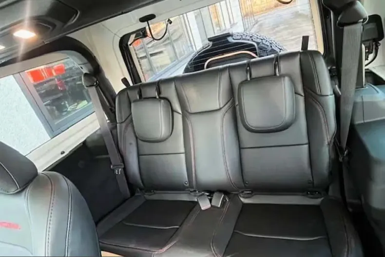 Jeep Wrangler din 2026 cu 10 km - oferta JEE199600 - foto 9